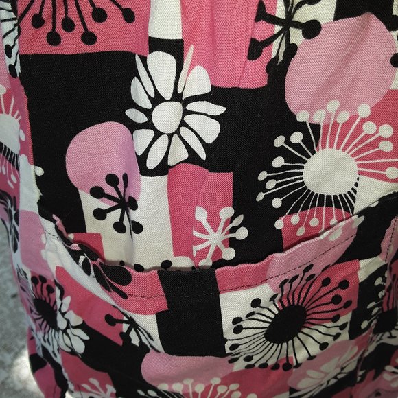 Peaches small scrub top - Picture 4 of 7